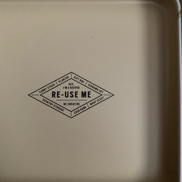 SOLD - Fossil Gold-Tone Women's Watch - Picture 10 of 10